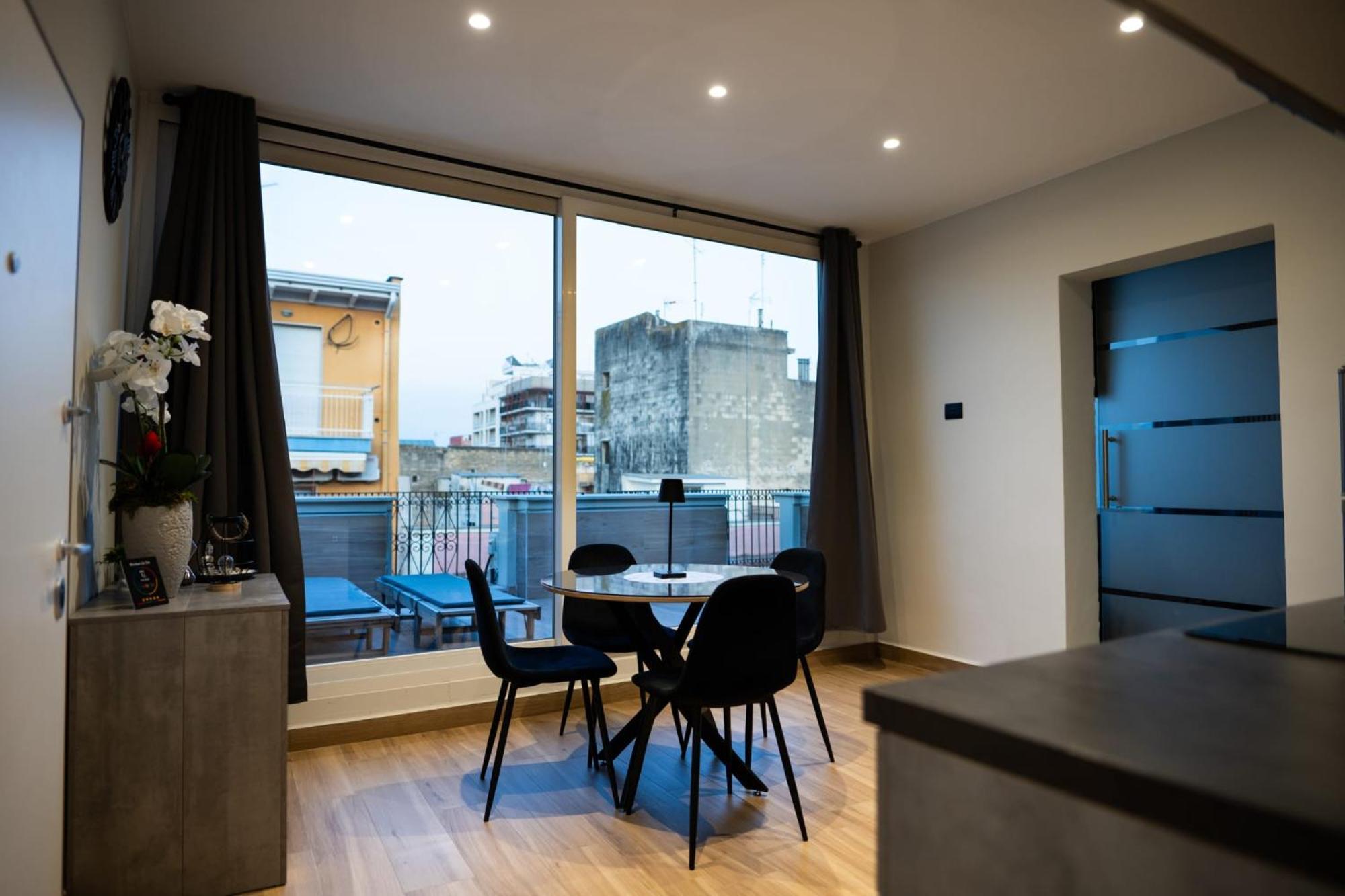 Casa Con Veranda E Idromassaggio Barletta Dış mekan fotoğraf